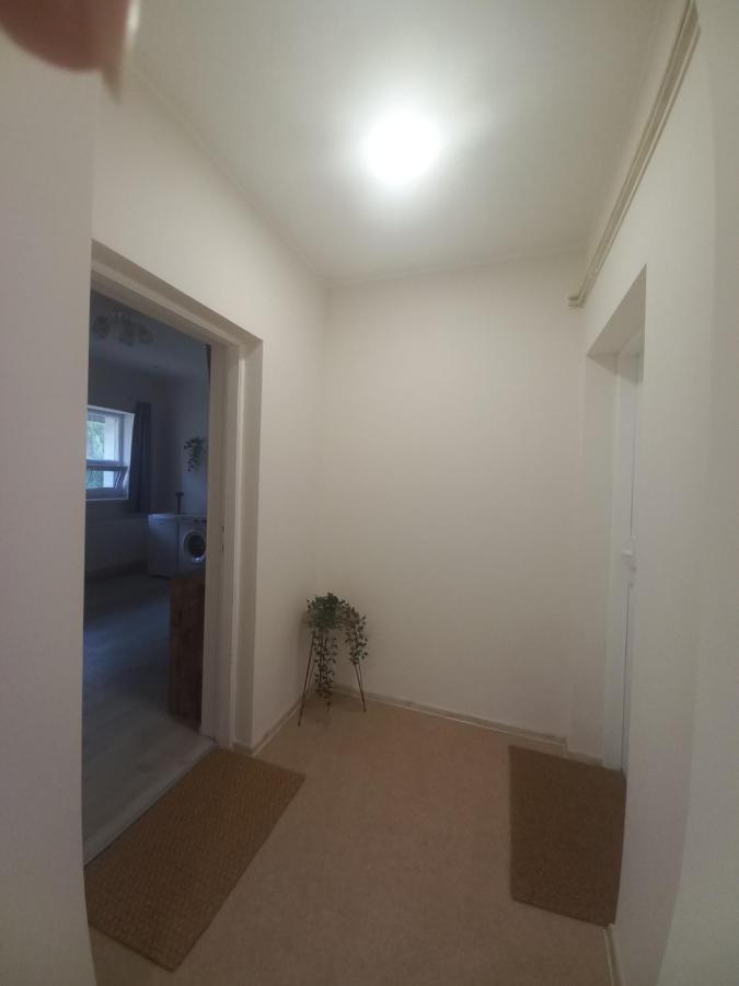 Apartmán Kod Velikih Tuja Melenci Exteriér fotografie